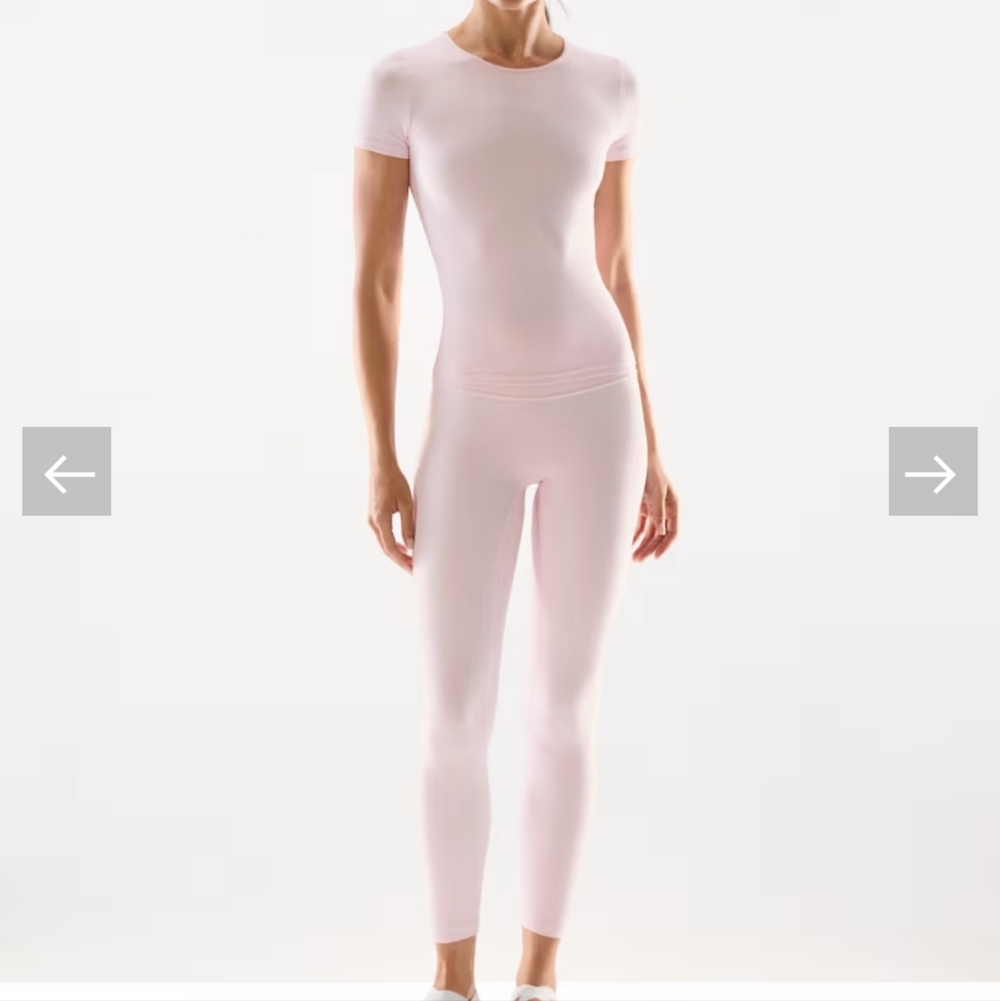 Aritzia Light Pink Leggings